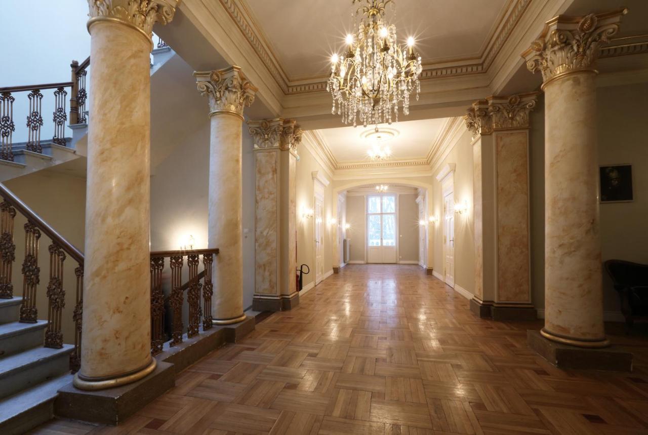 Palac Biedrusko Екстер'єр фото
