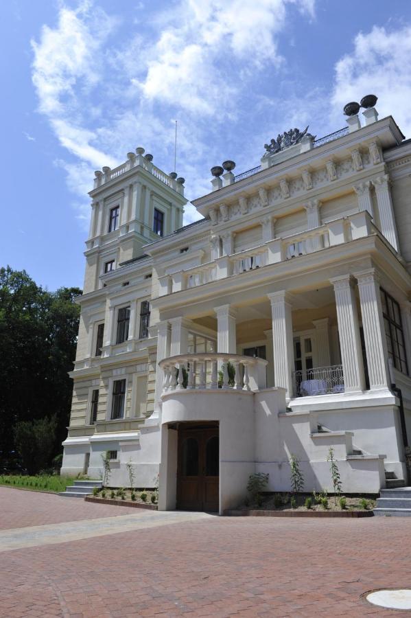 Palac Biedrusko Екстер'єр фото